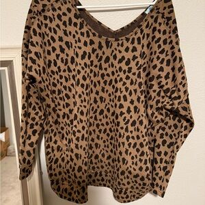 Leopard Print Long oversized Sleeve Top